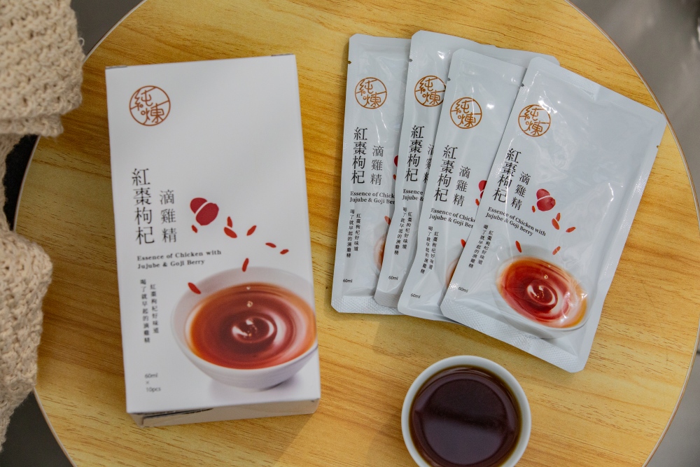 好物分享。純煉滴雞精 | 全家人的日常營養補給，孩子、媽媽、爸爸都適合的5款滴雞精