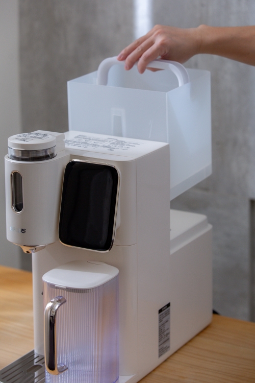 好物分享。GPLUS 淨萃飲．茶咖雙萃冰溫熱RO飲水機 | 6度冰水×3秒瞬熱，一家人的日常用水安心選擇，喝水、泡茶、沖咖啡一台搞定