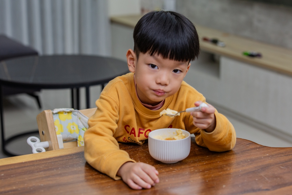 好物分享。純煉滴雞精 | 全家人的日常營養補給，孩子、媽媽、爸爸都適合的5款滴雞精