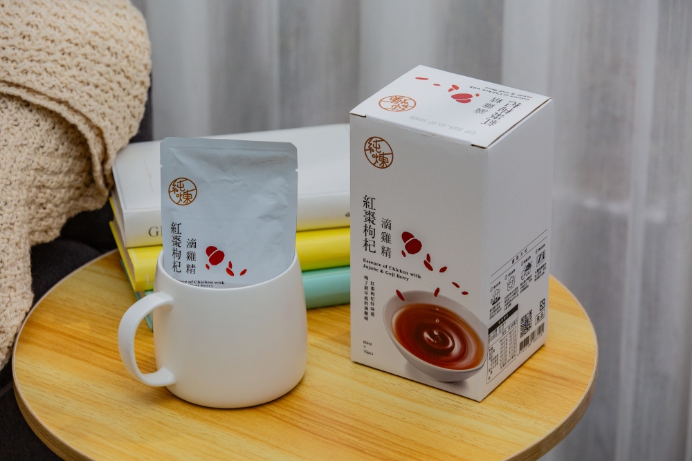 好物分享。純煉滴雞精 | 全家人的日常營養補給，孩子、媽媽、爸爸都適合的5款滴雞精