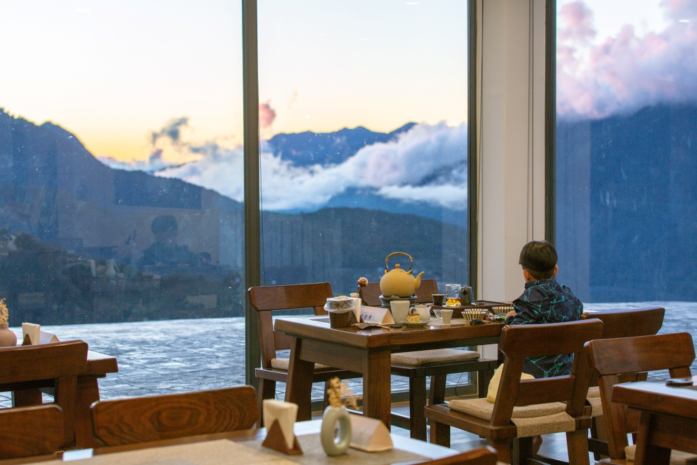 台中/和平。梨山「筑淨茶苑」 | 預約品茗～在高山裡，把時間留給一壺茶，回到最單純的事