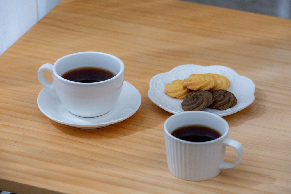 好物分享。GPLUS 淨萃飲．茶咖雙萃冰溫熱RO飲水機 | 6度冰水×3秒瞬熱，一家人的日常用水安心選擇，喝水、泡茶、沖咖啡一台搞定