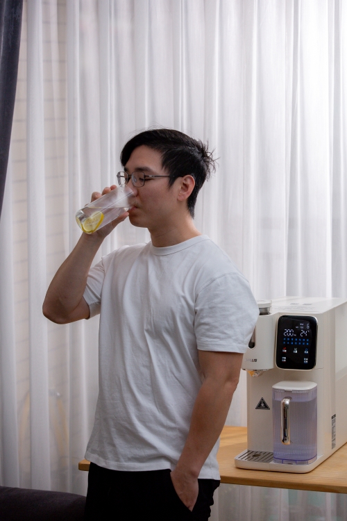 好物分享。GPLUS 淨萃飲．茶咖雙萃冰溫熱RO飲水機 | 6度冰水×3秒瞬熱，一家人的日常用水安心選擇，喝水、泡茶、沖咖啡一台搞定