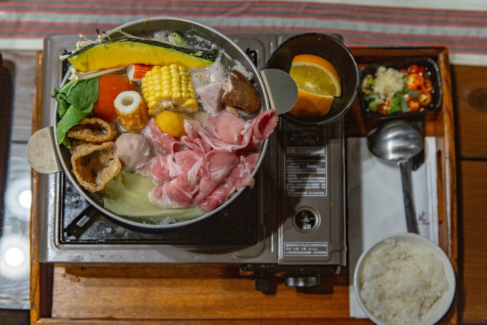 新竹/尖石・司馬庫斯櫻花季｜走進上帝的部落，訂房、車輛通行證怎麼申請？一日遊與二天一夜實際比較