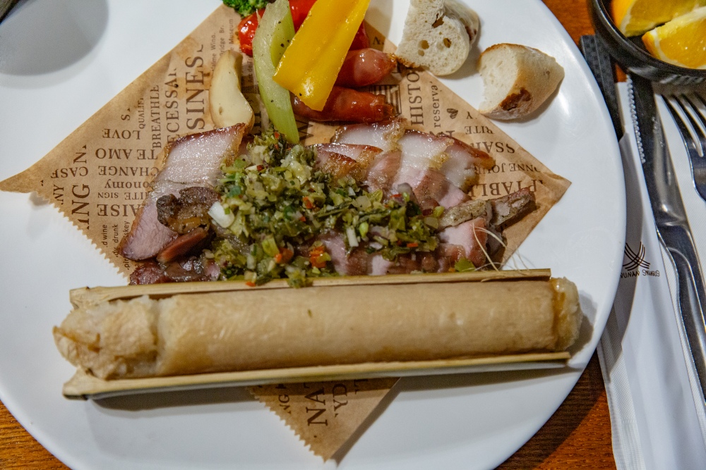 新竹/尖石・司馬庫斯櫻花季｜走進上帝的部落，訂房、車輛通行證怎麼申請？一日遊與二天一夜實際比較