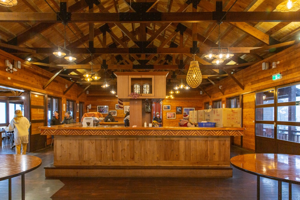 新竹/尖石・司馬庫斯櫻花季｜走進上帝的部落，訂房、車輛通行證怎麼申請？一日遊與二天一夜實際比較