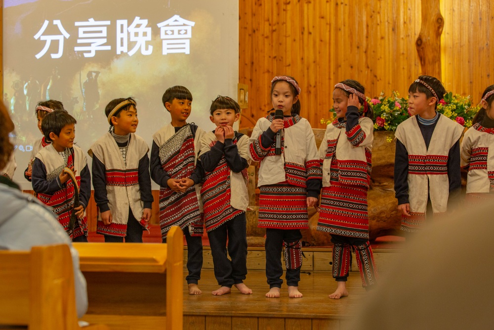 新竹/尖石・司馬庫斯櫻花季｜走進上帝的部落，訂房、車輛通行證怎麼申請？一日遊與二天一夜實際比較