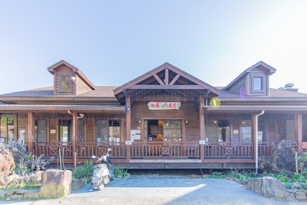 新竹/尖石・司馬庫斯櫻花季｜走進上帝的部落，訂房、車輛通行證怎麼申請？一日遊與二天一夜實際比較