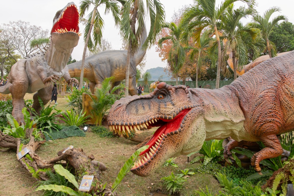 【攻略】台北親子景點。恐龍大復活關渡探險樂園｜占地1500坪、70隻恐龍出沒，逼真到小小孩被嚇到的恐龍展～侏羅紀大巡禮＋互動遊戲全攻略