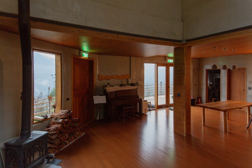 新竹/尖石．新光部落「山野青隆的家」 | 高山質感民宿、享用巴燕家有機火鍋、被山嵐與雲海包圍、可遠眺司馬庫斯