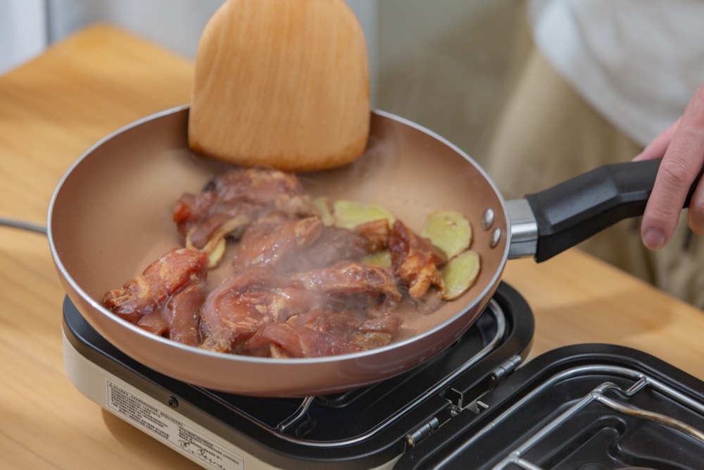 好物推薦。紅杉宅料理 HONGSAN 料理包 | 告別冷凍料理包,10分鐘上桌鮮食料理包,3道家常菜輕鬆完成小家庭晚餐 - 第23張圖 好物推薦。紅杉宅料理 HONGSAN 料理包 | 告別冷凍料理包,10分鐘上桌鮮食料理包,3道家常菜輕鬆完成小家庭晚餐