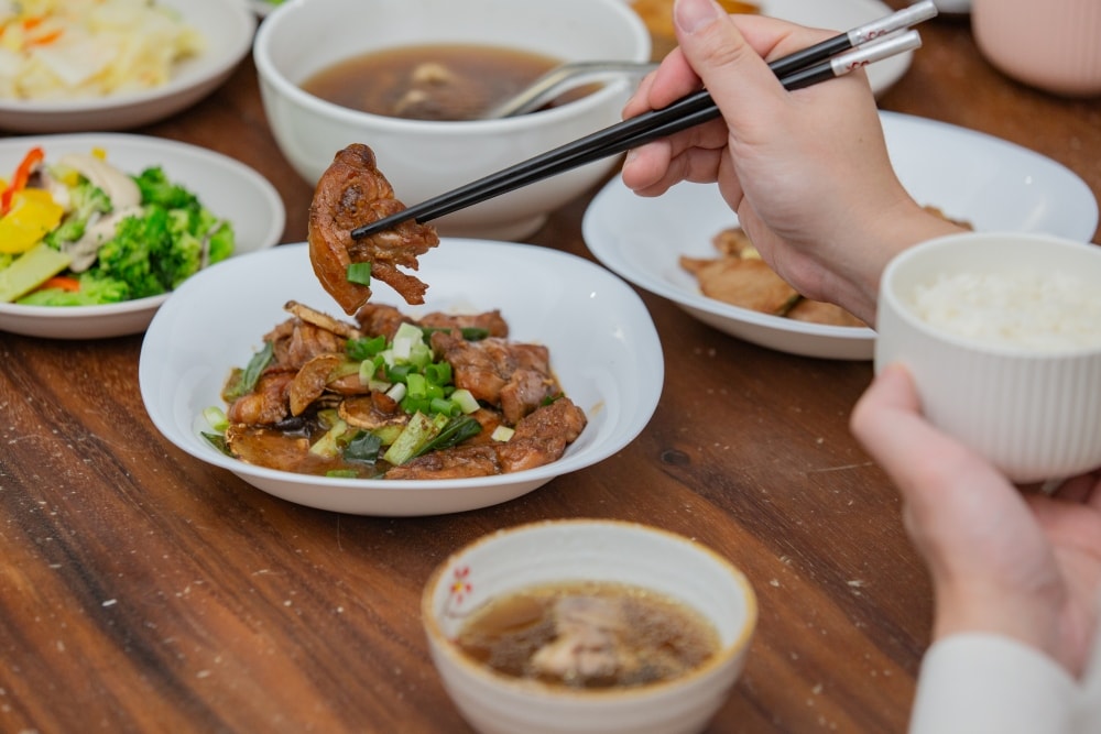 好物推薦。紅杉宅料理 HONGSAN 料理包 | 告別冷凍料理包,10分鐘上桌鮮食料理包,3道家常菜輕鬆完成小家庭晚餐 - 第32張圖 好物推薦。紅杉宅料理 HONGSAN 料理包 | 告別冷凍料理包,10分鐘上桌鮮食料理包,3道家常菜輕鬆完成小家庭晚餐
