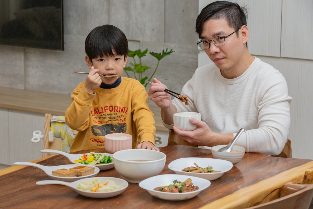 好物推薦。紅杉宅料理 HONGSAN 料理包 | 告別冷凍料理包,10分鐘上桌鮮食料理包,3道家常菜輕鬆完成小家庭晚餐 - 第56張圖 好物推薦。紅杉宅料理 HONGSAN 料理包 | 告別冷凍料理包,10分鐘上桌鮮食料理包,3道家常菜輕鬆完成小家庭晚餐