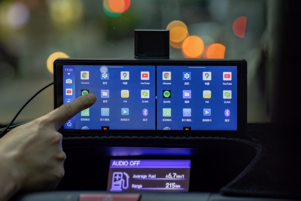 好物分享。老車智慧升級「ALC i10PRO 安卓版智慧顯示屏」 | 10.26吋大螢幕整合行車記錄器、免拆機讓家裡的休旅車一秒跳級2026年高規格