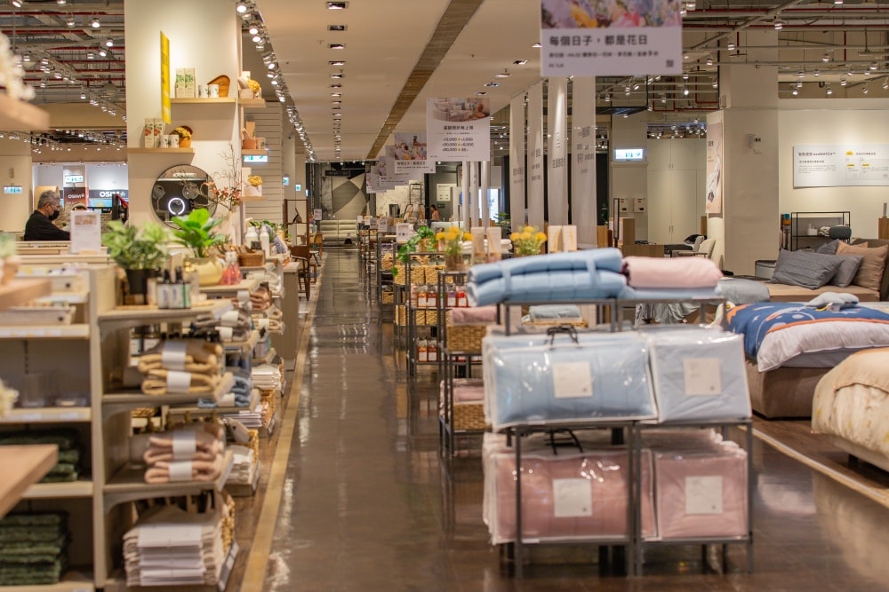 台北/內湖.HOLA內湖旗艦店「La-Z-Boy休閒椅」| 讓米爸差點睡在展示間的零重力體驗、打造專屬家人的極致舒壓空間 - 第65張圖 台北/內湖.HOLA內湖旗艦店「La-Z-Boy休閒椅」| 讓米爸差點睡在展示間的零重力體驗、打造專屬家人的極致舒壓空間