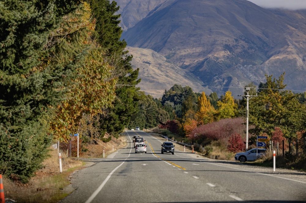 紐西蘭南島/瓦納卡.跳傘體驗「Skydive Wanaka」完整記錄 | 從 15,000英尺高空俯瞰南島絕美冰河湖景、收藏極限冒險的終極感動、完成人生清單 - 第85張圖 紐西蘭南島/瓦納卡.跳傘體驗「Skydive Wanaka」完整記錄 | 從 15,000英尺高空俯瞰南島絕美冰河湖景、收藏極限冒險的終極感動、完成人生清單
