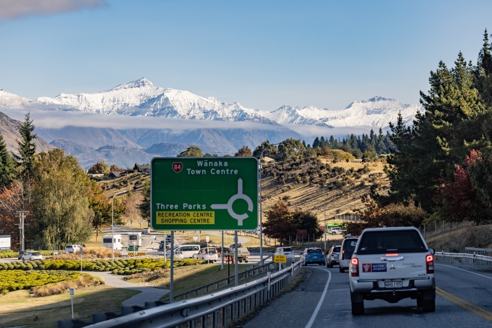 紐西蘭南島/瓦納卡.跳傘體驗「Skydive Wanaka」完整記錄 | 從 15,000英尺高空俯瞰南島絕美冰河湖景、收藏極限冒險的終極感動、完成人生清單 - 第88張圖 紐西蘭南島/瓦納卡.跳傘體驗「Skydive Wanaka」完整記錄 | 從 15,000英尺高空俯瞰南島絕美冰河湖景、收藏極限冒險的終極感動、完成人生清單