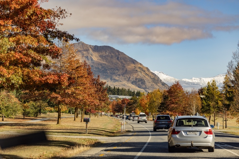 紐西蘭南島/瓦納卡.跳傘體驗「Skydive Wanaka」完整記錄 | 從 15,000英尺高空俯瞰南島絕美冰河湖景、收藏極限冒險的終極感動、完成人生清單 - 第90張圖 紐西蘭南島/瓦納卡.跳傘體驗「Skydive Wanaka」完整記錄 | 從 15,000英尺高空俯瞰南島絕美冰河湖景、收藏極限冒險的終極感動、完成人生清單