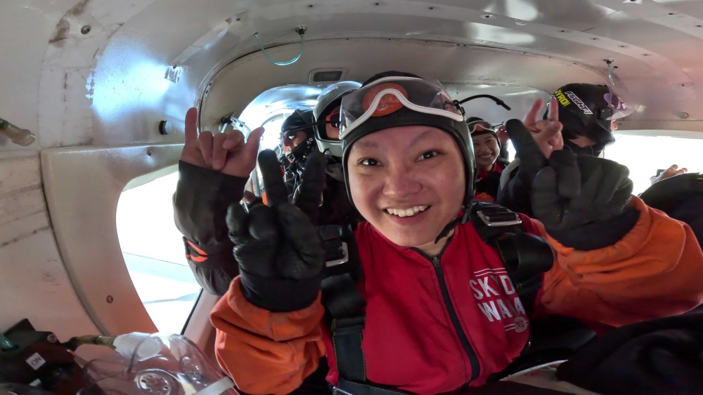 紐西蘭南島/瓦納卡.跳傘體驗「Skydive Wanaka」完整記錄 | 從 15,000英尺高空俯瞰南島絕美冰河湖景、收藏極限冒險的終極感動、完成人生清單 - 第46張圖 紐西蘭南島/瓦納卡.跳傘體驗「Skydive Wanaka」完整記錄 | 從 15,000英尺高空俯瞰南島絕美冰河湖景、收藏極限冒險的終極感動、完成人生清單