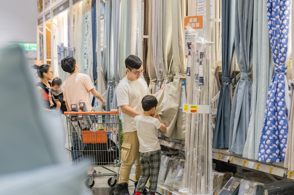 台北/內湖。特力屋台北內湖店「特力屋特優絲防霾紗網」 | 開窗通風有灰塵異味怎麼辦?現場體驗阻隔效果,DIY更換紗窗改善落塵與異味困擾,居家空氣再升級! - 第42張圖 台北/內湖。特力屋台北內湖店「特力屋特優絲防霾紗網」 | 開窗通風有灰塵異味怎麼辦?現場體驗阻隔效果,DIY更換紗窗改善落塵與異味困擾,居家空氣再升級!