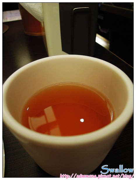 05_一杯接著一杯的香茅綠茶.jpg